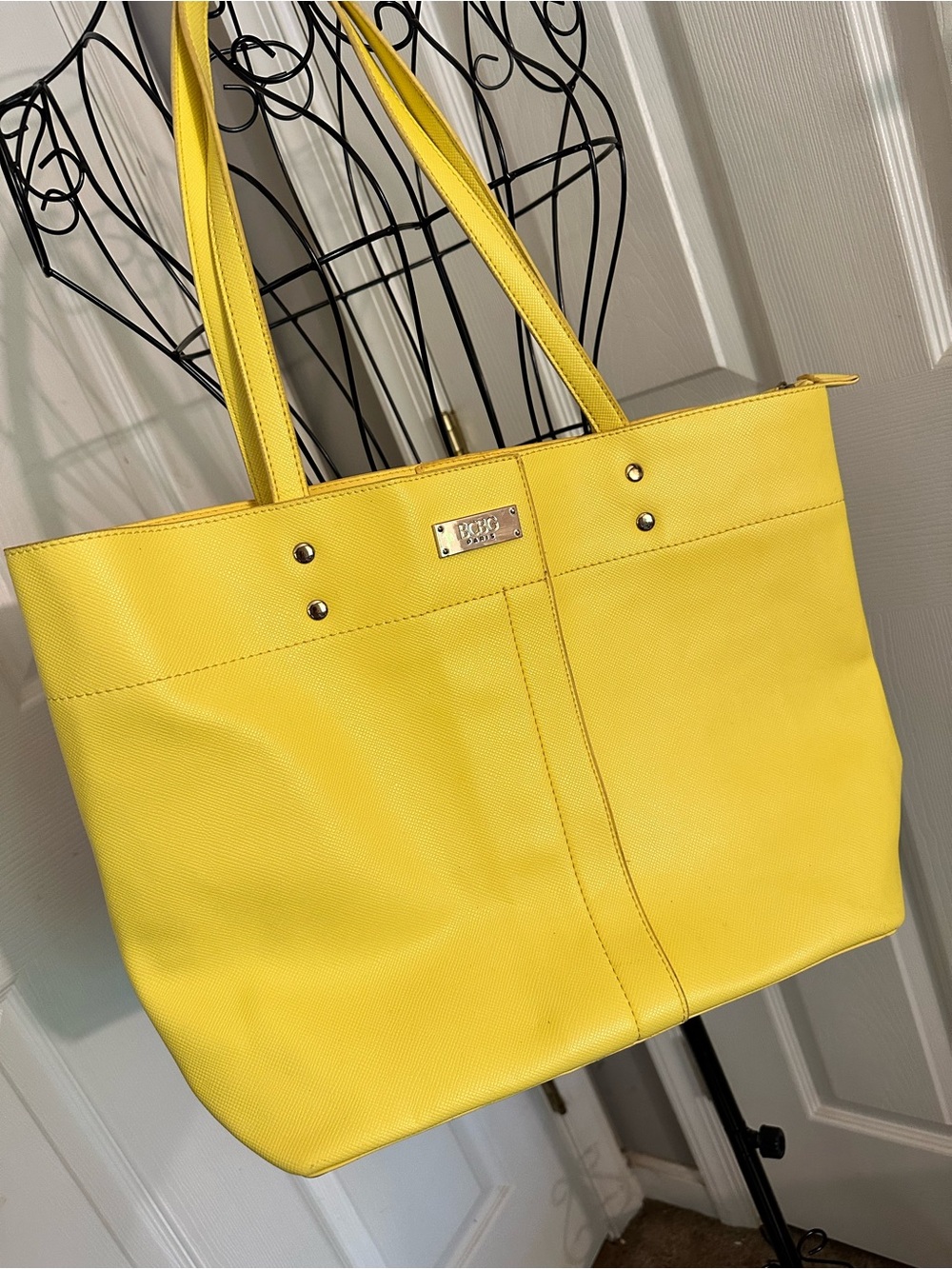 Lemon yellow BCBG Paris Shoulder tote